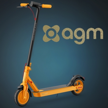 Наклейка AGM на трюковой самокат