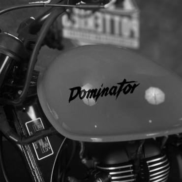 Наклейка на мотоцикл Honda Dominator