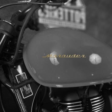 Наклейка на мотоцикл Suzuki Marauder
