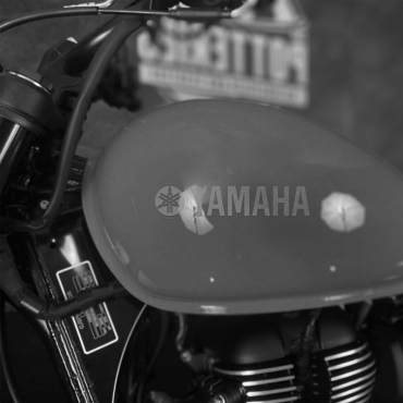 Наклейка Yamaha