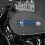 Наклейка Kawasaki KDX 200 на мотоцикл