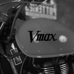 Наклейка YAMAHA V-MAX на мотоцикл