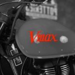 Наклейка YAMAHA V-MAX на мотоцикл